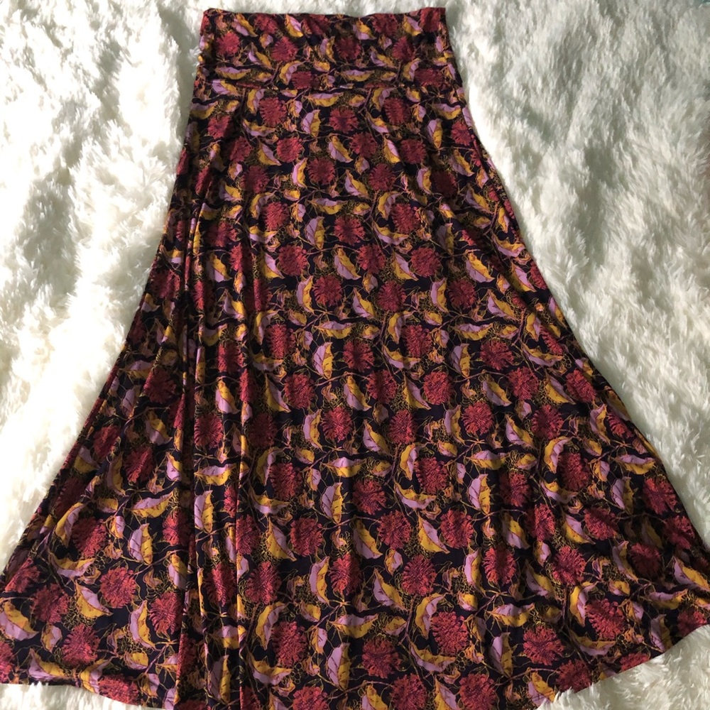 Floral maxi skirt